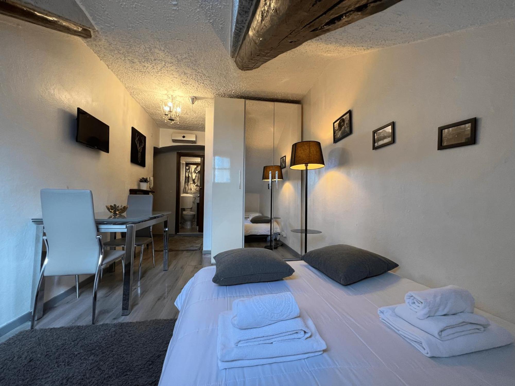 Porta Nuova Attic Room Turin Exterior photo